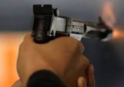 إصابة عامل بإطلاق نار داخل مدينة الطيبة