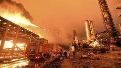 قتيل وجرحى بانفجار في مصنع كيميائي بالصين