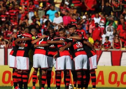 "جبل المكبر" يفوز على "بلاطة" بثلاثة أهداف لواحد في دوري المحترفين