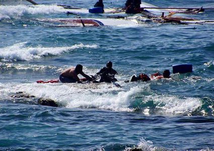 ليبيا تنتشل 13 جثة وتنفي غرق 90