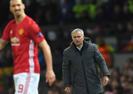 مورينيو واثق: إبرا "لن يرحل"