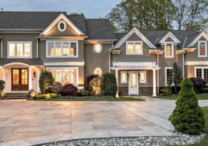 إشترى بيتاً بالعملة الرقمية الأمريكية "البيتكوين"!