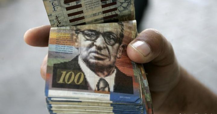 التربية تعلن صرف علاوة اعتبارًا من الشهر الماضي