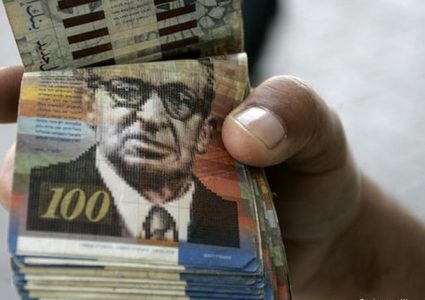 التربية تعلن صرف علاوة اعتبارًا من الشهر الماضي