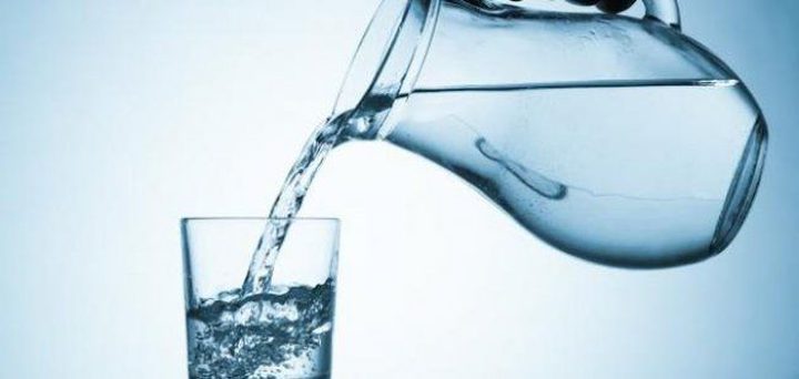 ما هي كمية الماء التي يجب أن تشربها يومياً؟