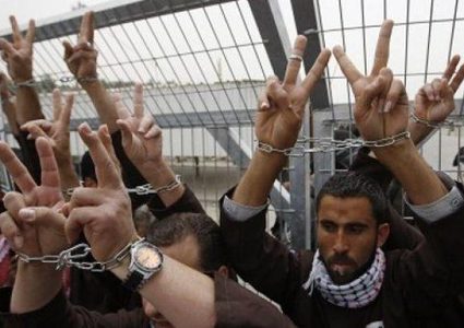 الاحتلال يتعمد وضع الاسرى في أماكن يصلها الغبار الذري المنبعث من مفاعل ديمونا