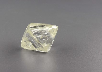 روسيا : العثور على ألماستين نادرتين