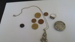 القبض على شخصين بحوزتهما مواد أثرية