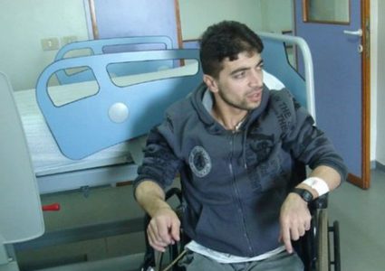 الاحتلال يعتقل المقعد معتز عبيدو