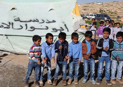 الحسيني: هدم مدرسة أبو النوار جزء من المشروع الاستيطاني "E1"