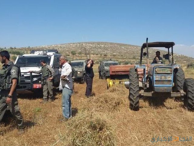 الاحتلال يستولي على خيام وبركسات في خربة أم الجمال بالأغوار