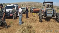 الاحتلال يستولي على خيام وبركسات في خربة أم الجمال بالأغوار