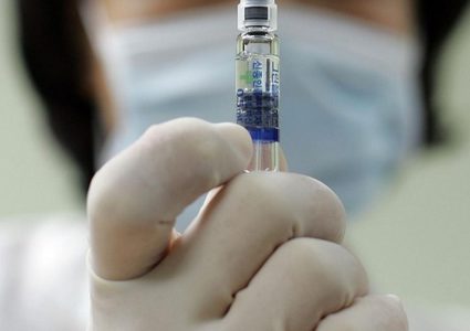 طبيب هندي مزيف ينشر الإيدز في قرية!