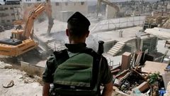 الاحتلال يخطر بهدم ثلاثة منازل في بيت لحم