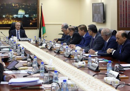 مجلس الوزراء يقرر البدء بإعداد الخطط والمشاريع لخطوات فك الارتباط مع الجانب الإسرائيلي