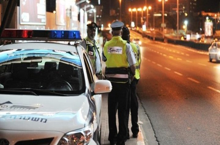 الاحتلال يعتقل أم وأبنتها بزعم التخطيط لعملية