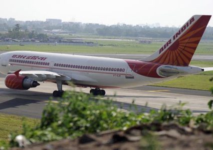 الرياض تنفي منح أي إذن لرحلات جوية بين الهند وإسرائيل