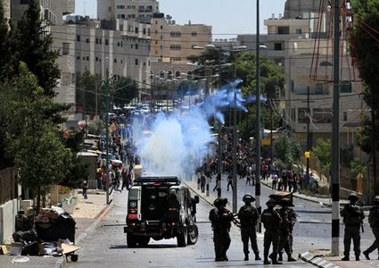 الاحتلال يعتقل أربعة طلبة خلال قمع مسيرة في بيت لحم