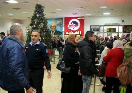 تنقل 5491 مسافر على معبر الكرامة