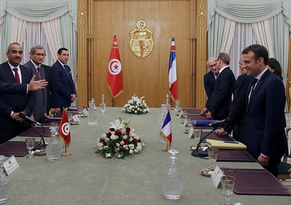 فضيحة تجسّس تهز تونس: وزراء ورؤساء أحزاب ومديرو بنوك في قبضـة شبكة استخباراتية