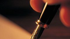 فلسفة الصبر.. حياة رئيس تروي قضية شعب