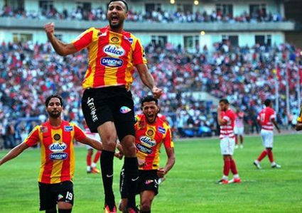 جماهير الترجي التونسي تقتحم تدريب الفريق وتهاجم اللاعبين