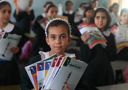 "التربية" تشكل خلية أزمة لصد هجمة الاحتلال ضد "المناهج"