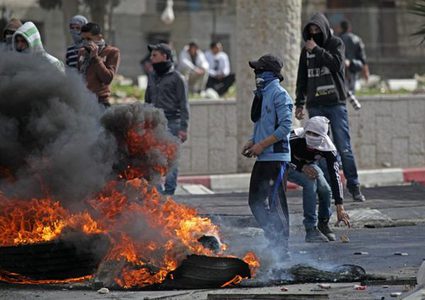 إصابة طلبة بالاختناق خلال مواجهات في بيت لحم