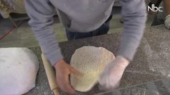 بالفيديو.. خبز التميس و طريقة عمله