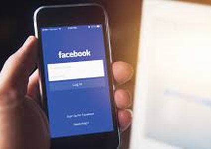 فيسبوك يصنِّف مستخدميه.. "فقير" و"غني" و"متوسط"