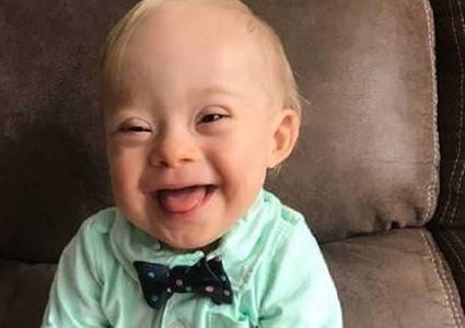 شركة تختار رضيعا بمتلازمة داون "متحدثا باسمها"