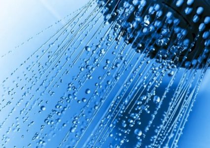 أيهما أفضل.. الاستحمام ليلاً أم نهارًا؟