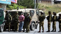 الاحتلال يعتقل مواطنا شرق طوباس