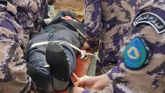 إصابة مواطن بحادث انقلاب مركبة