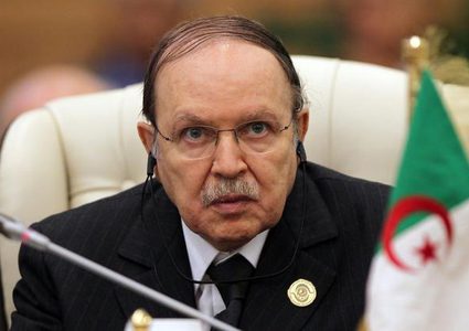 بوتفليقة يعرب عن حرصه على تعزيز العلاقات مع إيران