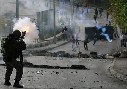 اندلاع مواجهات بين شبان والاحتلال في القدس