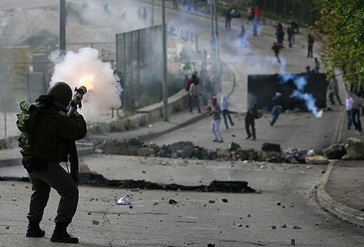 اندلاع مواجهات بين شبان والاحتلال في القدس