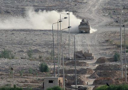مصر: العملية الأمنية في سيناء لا تستهدف إخلاءها أو توطين الفلسطينيين فيها
