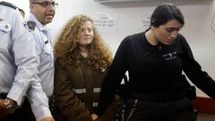 غدا.. عهد التميمي ستمثل مجددا أمام محكمة الاحتلال