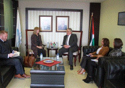 غنيم: نسعى لتأمين الحشد اللازم لإنجاح مؤتمر المانحين