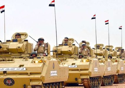 مصر: الجيش يواصل عمليته العسكرية في سيناء ويقتل 12 مسلحًا