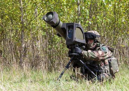 لاتفيا تشتري صواريخ مضادة للدروع من إسرائيل