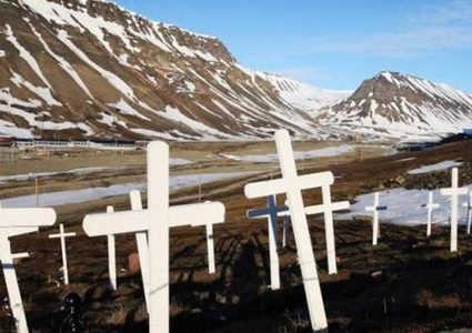 جزيرة "لونغياربين" النرويجية الأكثر تجمدًا على سطح الأرض!(فيديو)