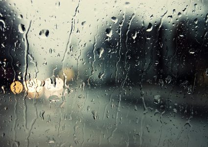 رائحة المطر