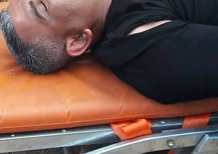 مستوطنون يعتدون بالضرب على شاب في الأغوار