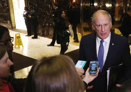 رئيس المخابرات الأمريكية: المعارضة لم تعد قادرة على الإطاحة بالأسد