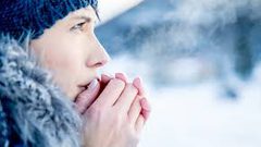 من يشعر بالبرودة أكثر الرجال أم النساء ولماذا؟