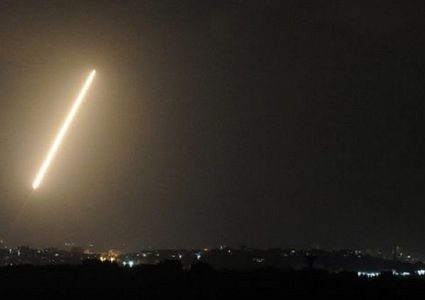 الإحتلال يزعم سقوط صاروخ من سيناء على قاعدة عسكرية في ايلات