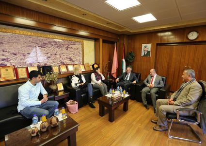 جامعة النجاح تستضيف زوجة المفكر الراحل إدوارد سعيد