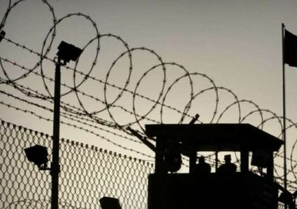 محكمة الاحتلال تثبّت الاعتقال الإداري بحقّ 10 أسرى